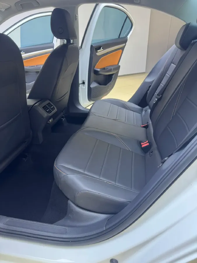 2023 Volkswagen Bora 1.2T 116HP L4 7DCT,autocango,china used car exporter,china ev exporter,chinese used car exporter,chinese used ev exporter