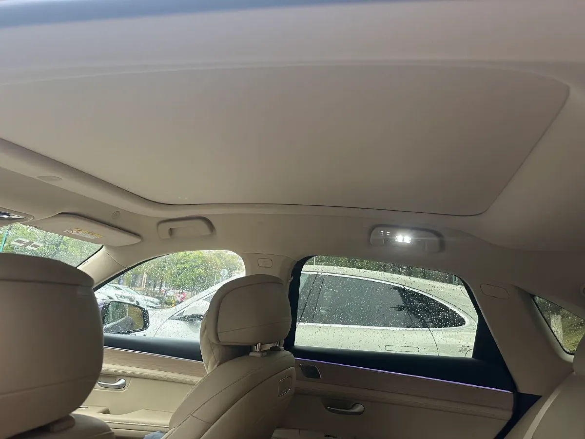 2025 AITO AITO M5 1.5T 152HP L4 REEV 42KWH,autocango,china used car exporter,china ev exporter,chinese used car exporter,chinese used ev exporter