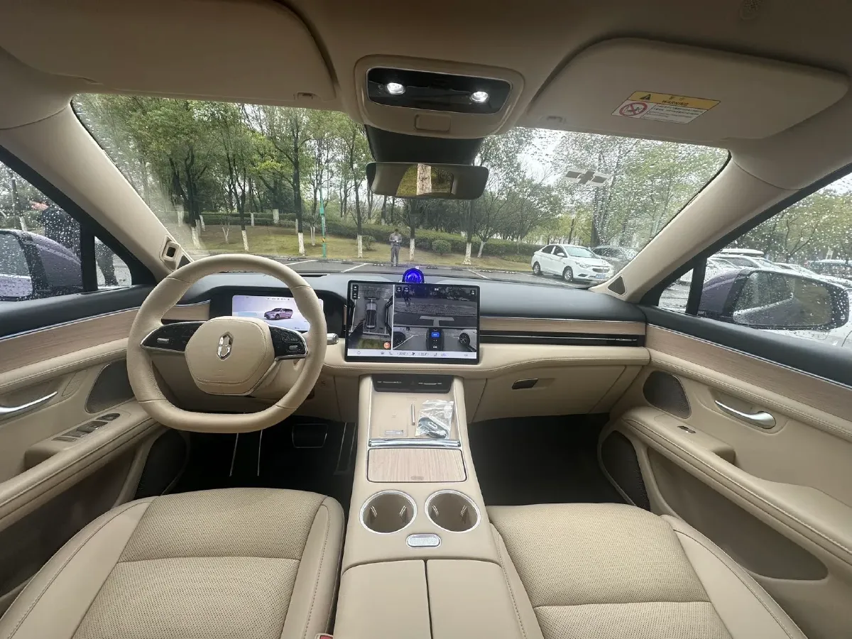 2025 AITO AITO M5 1.5T 152HP L4 REEV 42KWH,autocango,china used car exporter,china ev exporter,chinese used car exporter,chinese used ev exporter