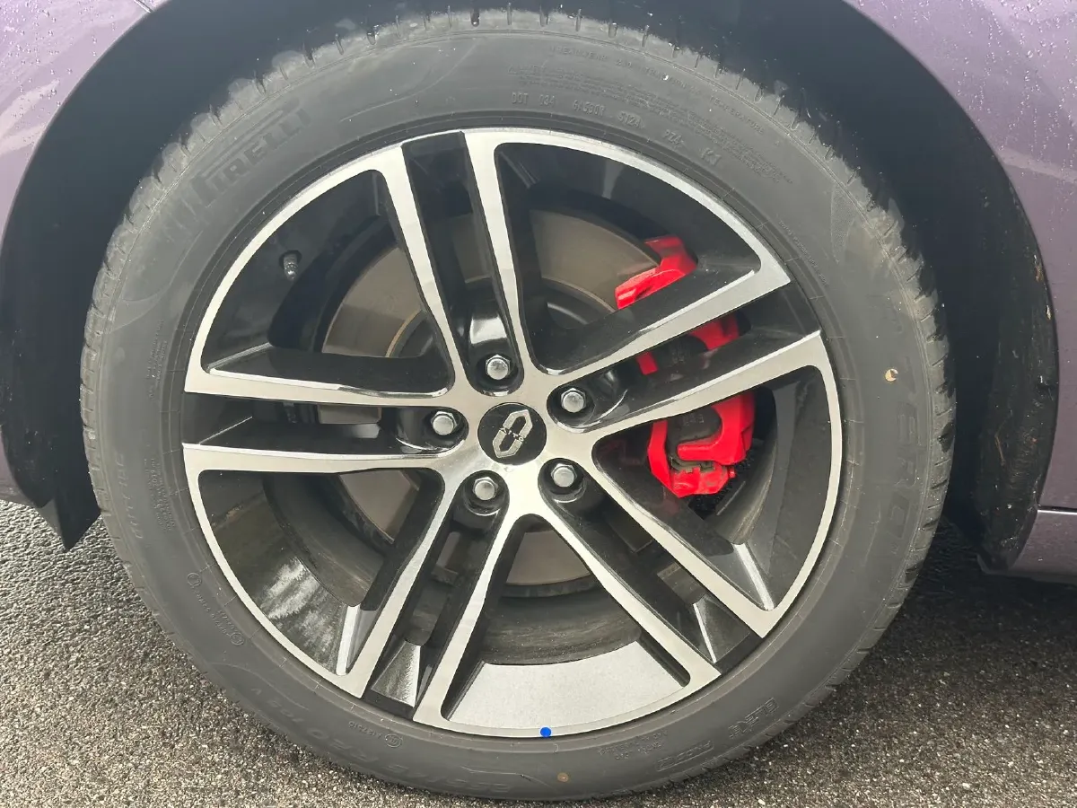 2025 AITO AITO M5 1.5T 152HP L4 REEV 42KWH,autocango,china used car exporter,china ev exporter,chinese used car exporter,chinese used ev exporter