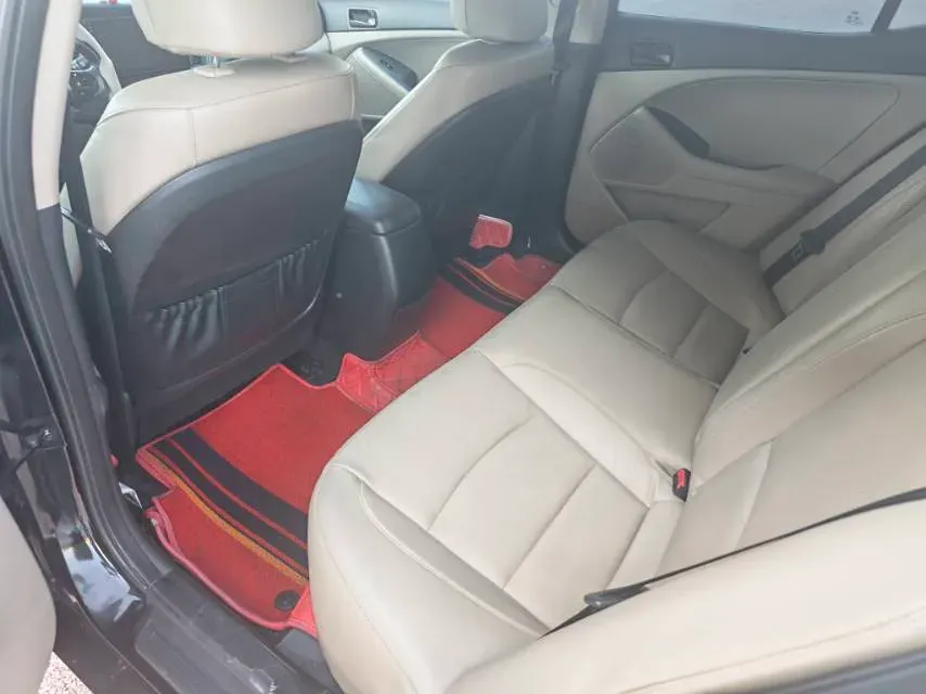 2015 Kia K5 2.0L 162HP L4 6AT,autocango,china used car exporter,china ev exporter,chinese used car exporter,chinese used ev exporter