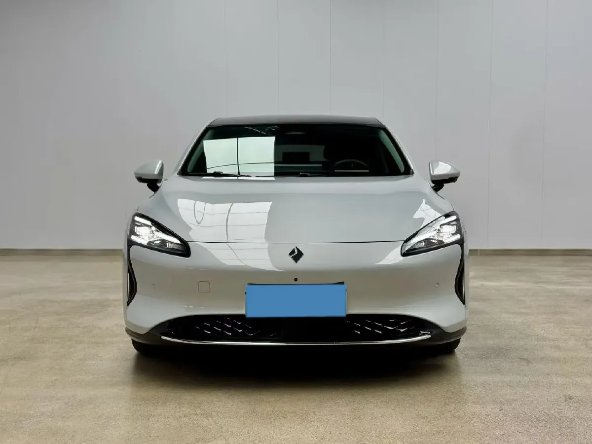 2025 BaoJun XiangJing BEV,autocango,china used car exporter,china ev exporter,chinese used car exporter,chinese used ev exporter