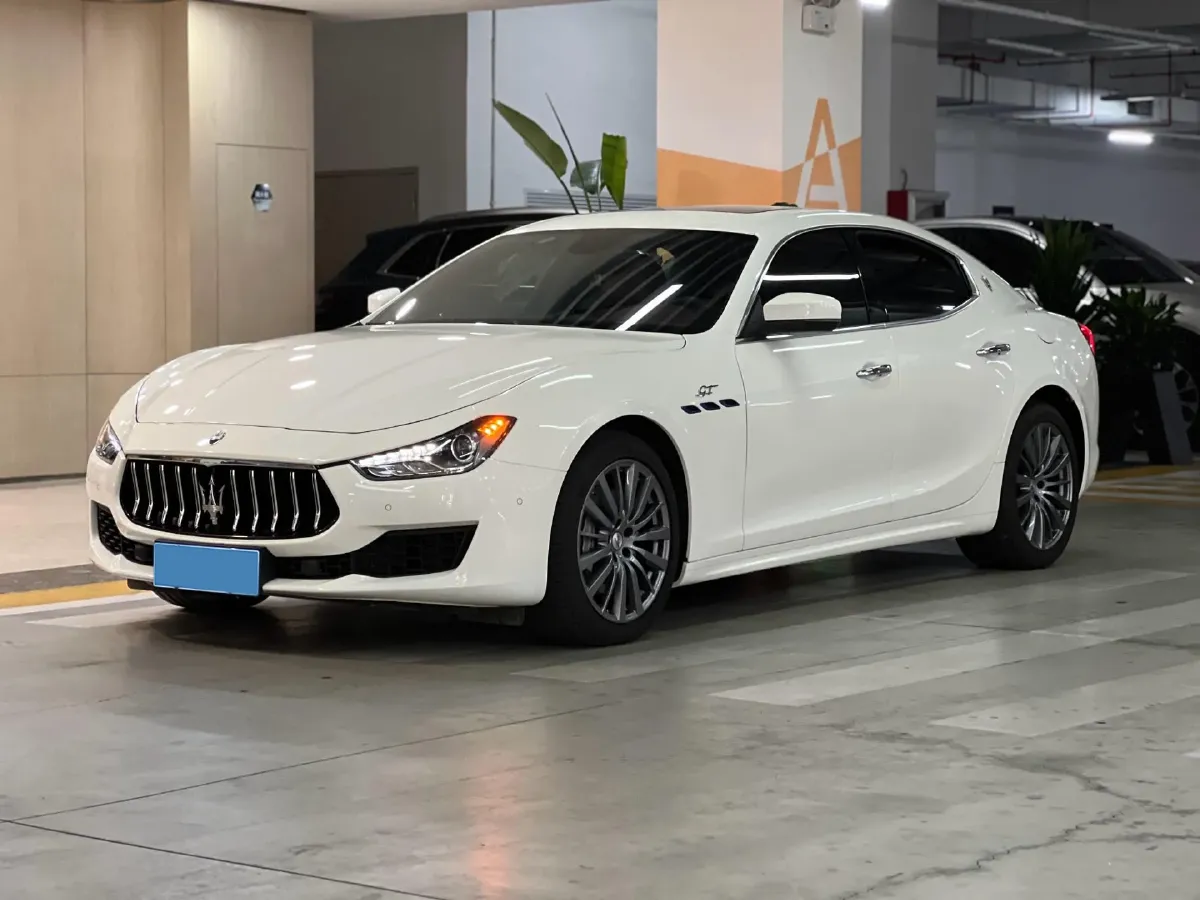 2023 Audi RS 5 2.9T 450HP V6 8AT,autocango,china used car exporter,china ev exporter,chinese used car exporter,chinese used ev exporter