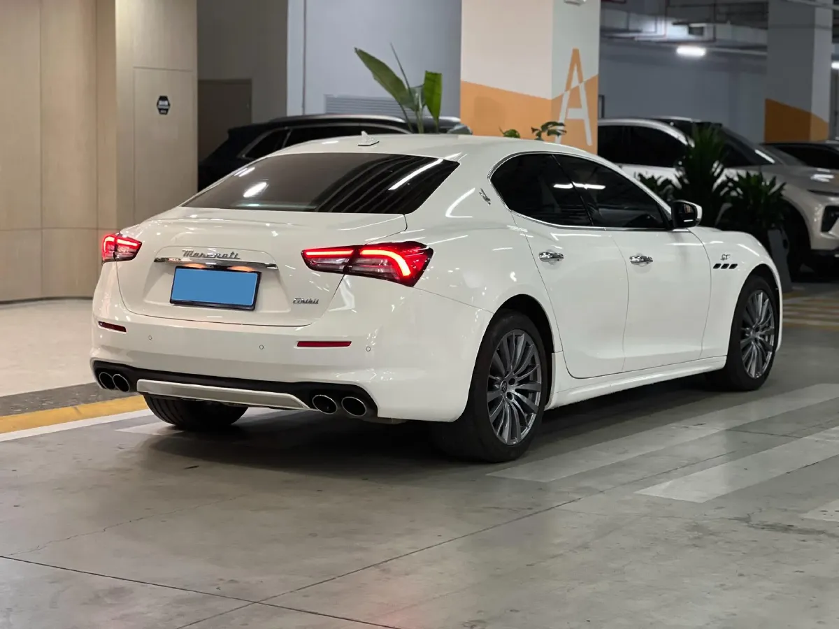 2023 Audi RS 5 2.9T 450HP V6 8AT,autocango,china used car exporter,china ev exporter,chinese used car exporter,chinese used ev exporter