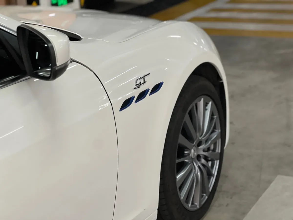 2023 Audi RS 5 2.9T 450HP V6 8AT,autocango,china used car exporter,china ev exporter,chinese used car exporter,chinese used ev exporter