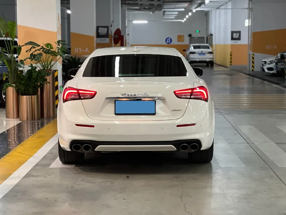 2023 Audi RS 5 2.9T 450HP V6 8AT,autocango,china used car exporter,china ev exporter,chinese used car exporter,chinese used ev exporter