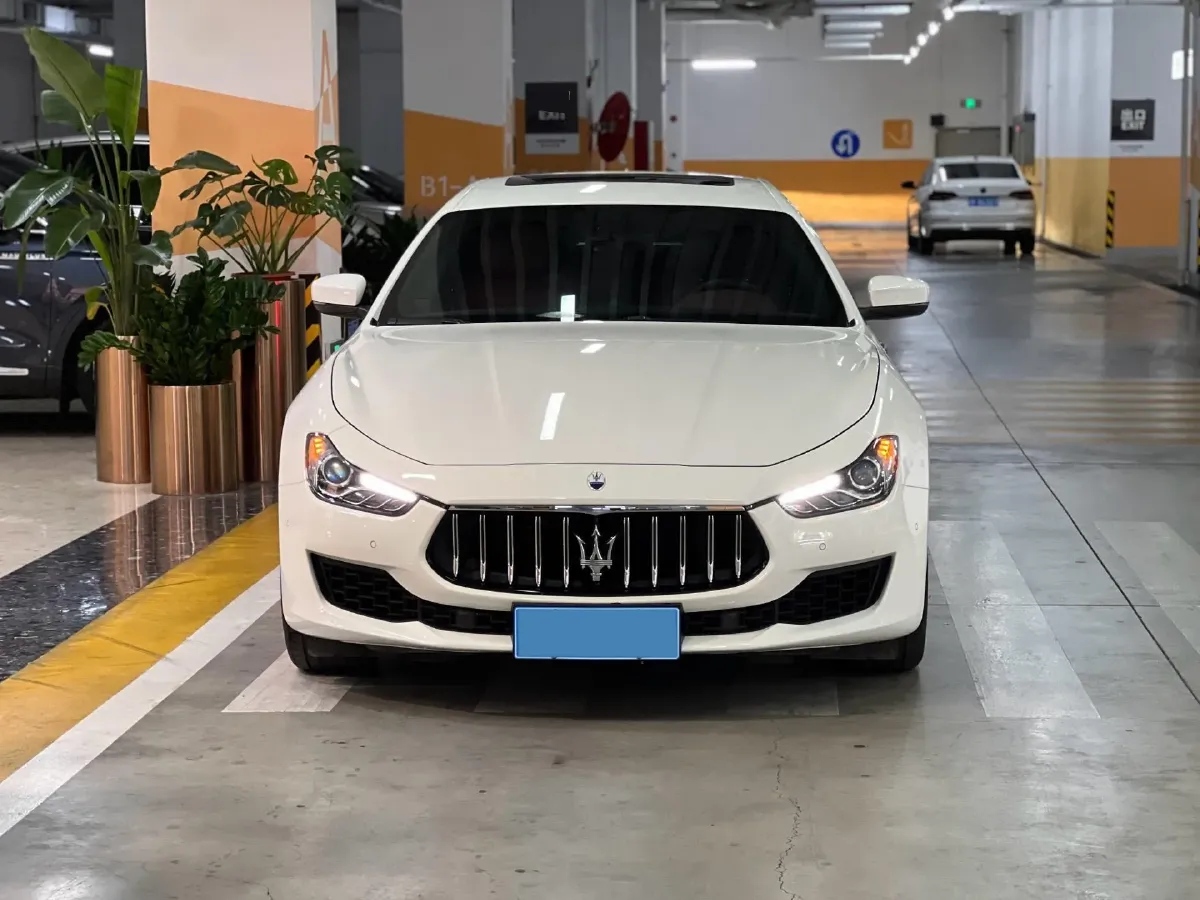 2023 Audi RS 5 2.9T 450HP V6 8AT,autocango,china used car exporter,china ev exporter,chinese used car exporter,chinese used ev exporter