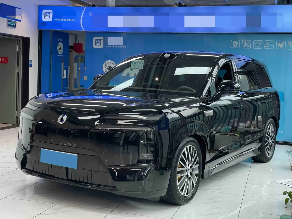 2025 Denza DenzaN8L 2.0T 207HP L4 E-CVT PHEV,autocango,china used car exporter,china ev exporter,chinese used car exporter,chinese used ev exporter