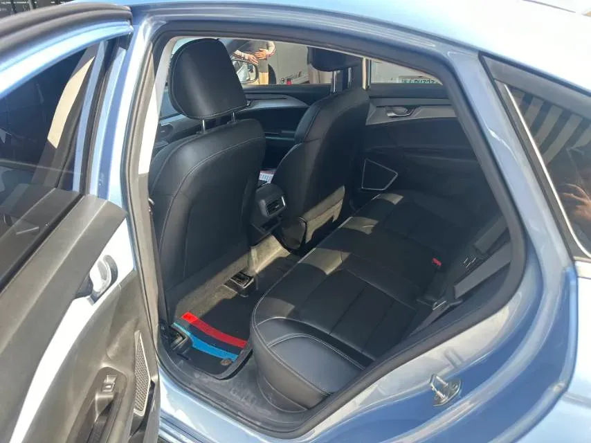 2022 Geely Emgrand L HiP 1.5T 181HP L4 3DHT PHEV 15.5KWH,autocango,china used car exporter,china ev exporter,chinese used car exporter,chinese used ev exporter