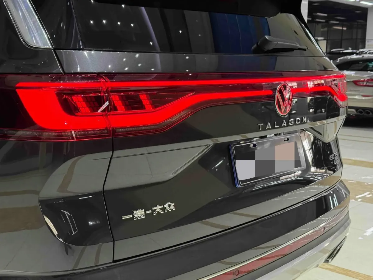 2024 Volkswagen Talagon 2.0T 220HP L4 7DCT,autocango,china used car exporter,china ev exporter,chinese used car exporter,chinese used ev exporter
