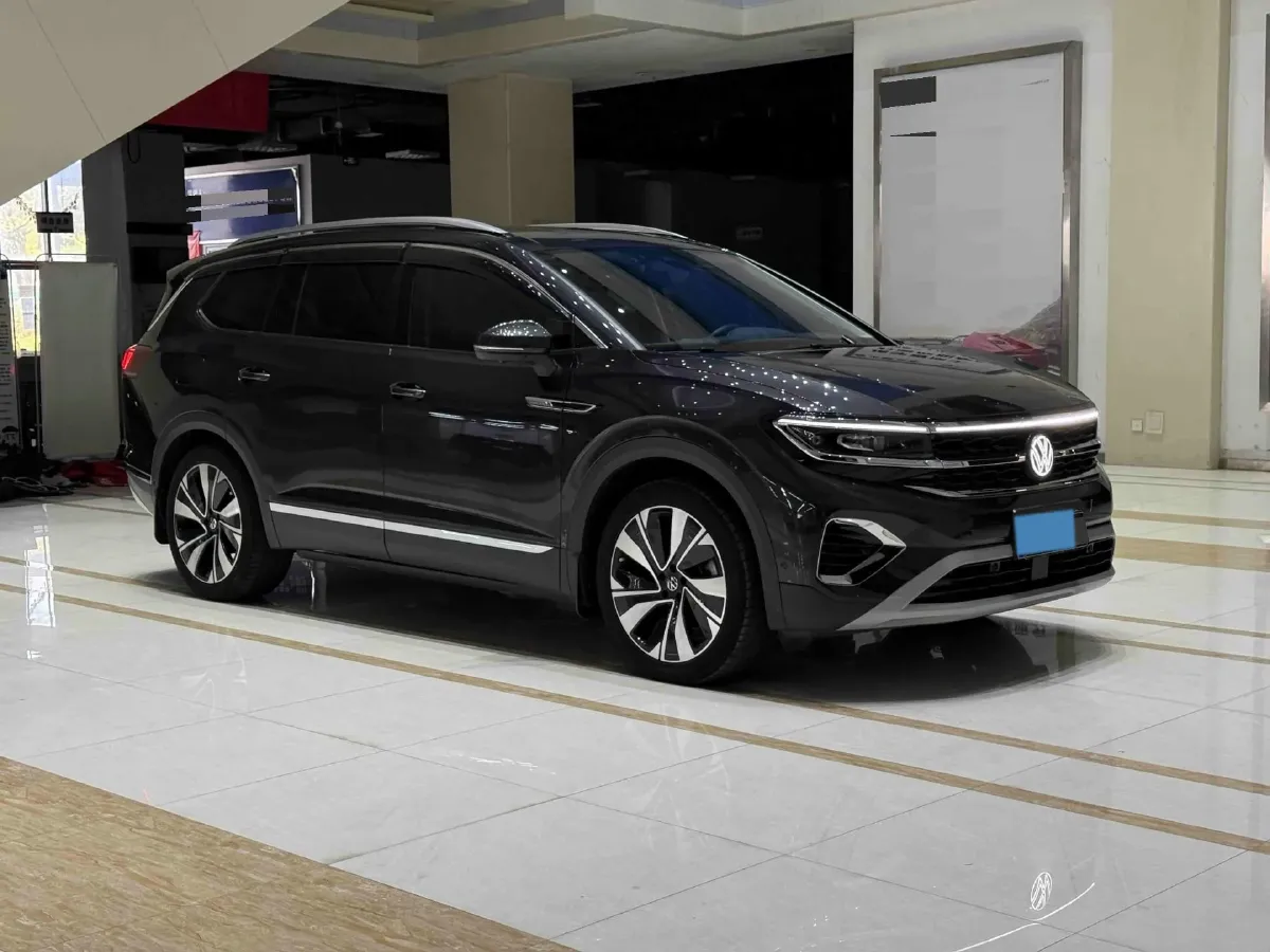 2024 Volkswagen Talagon 2.0T 220HP L4 7DCT,autocango,china used car exporter,china ev exporter,chinese used car exporter,chinese used ev exporter