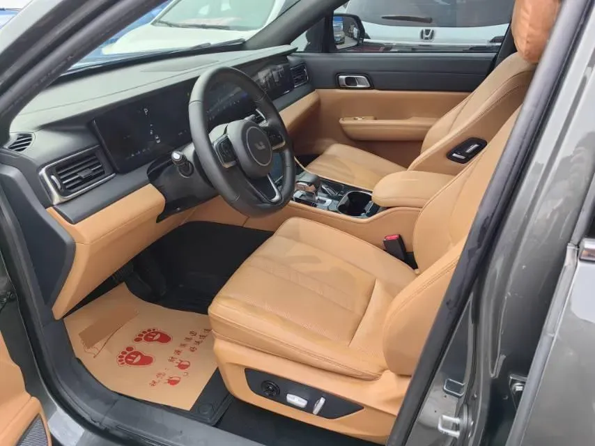 2020 Li ONE Range Extended 131HP REEV 40.5KWH,autocango,china used car exporter,china ev exporter,chinese used car exporter,chinese used ev exporter