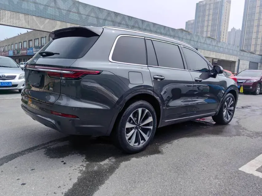 2020 Li ONE Range Extended 131HP REEV 40.5KWH,autocango,china used car exporter,china ev exporter,chinese used car exporter,chinese used ev exporter