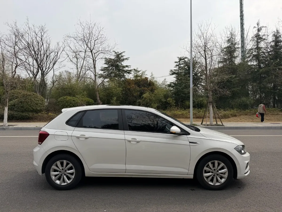 2019 Volkswagen Polo 1.5L 113HP L4 6AT,autocango,china used car exporter,china ev exporter,chinese used car exporter,chinese used ev exporter