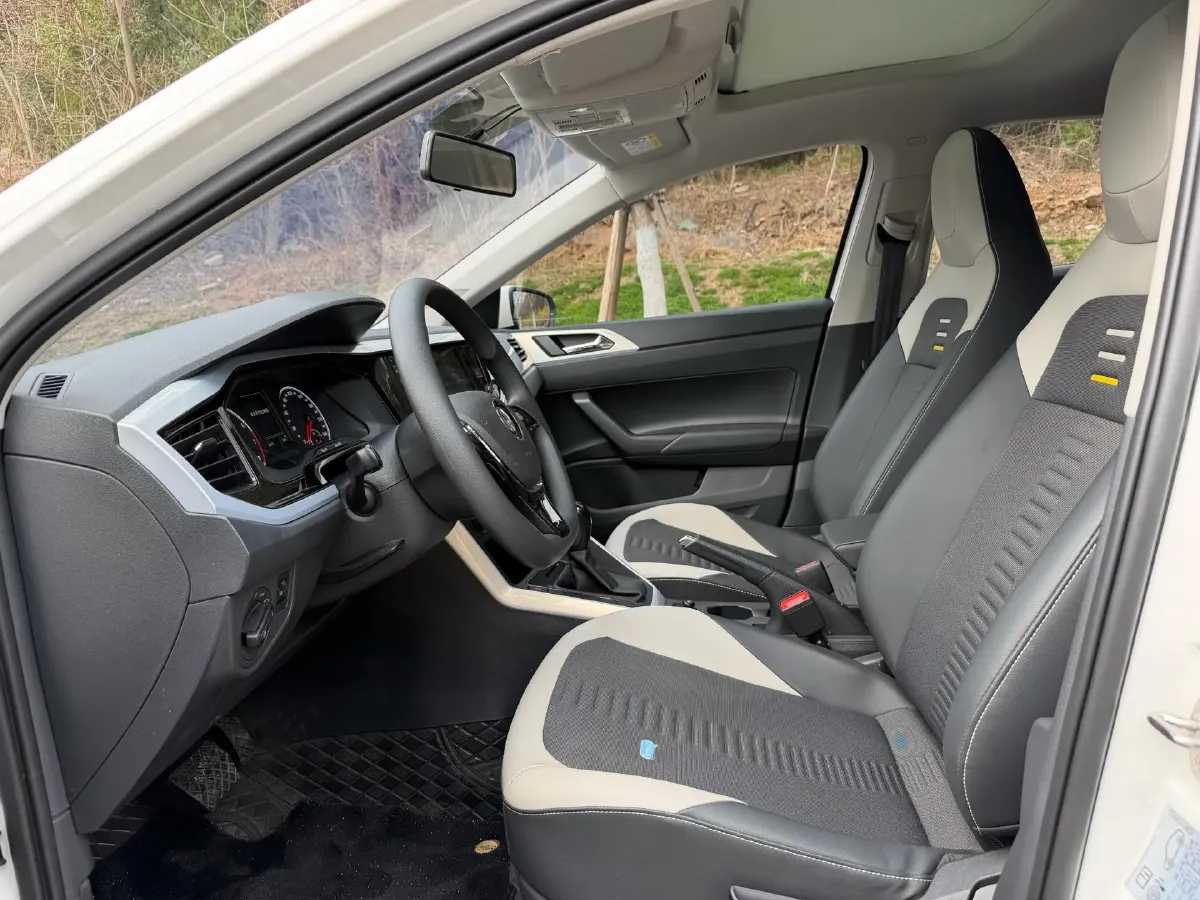 2019 Volkswagen Polo 1.5L 113HP L4 6AT,autocango,china used car exporter,china ev exporter,chinese used car exporter,chinese used ev exporter