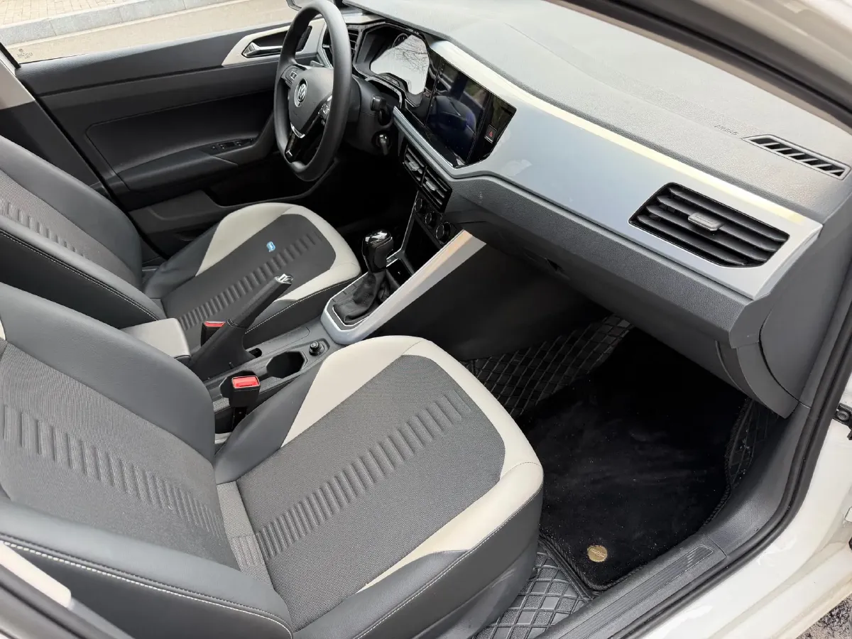 2019 Volkswagen Polo 1.5L 113HP L4 6AT,autocango,china used car exporter,china ev exporter,chinese used car exporter,chinese used ev exporter