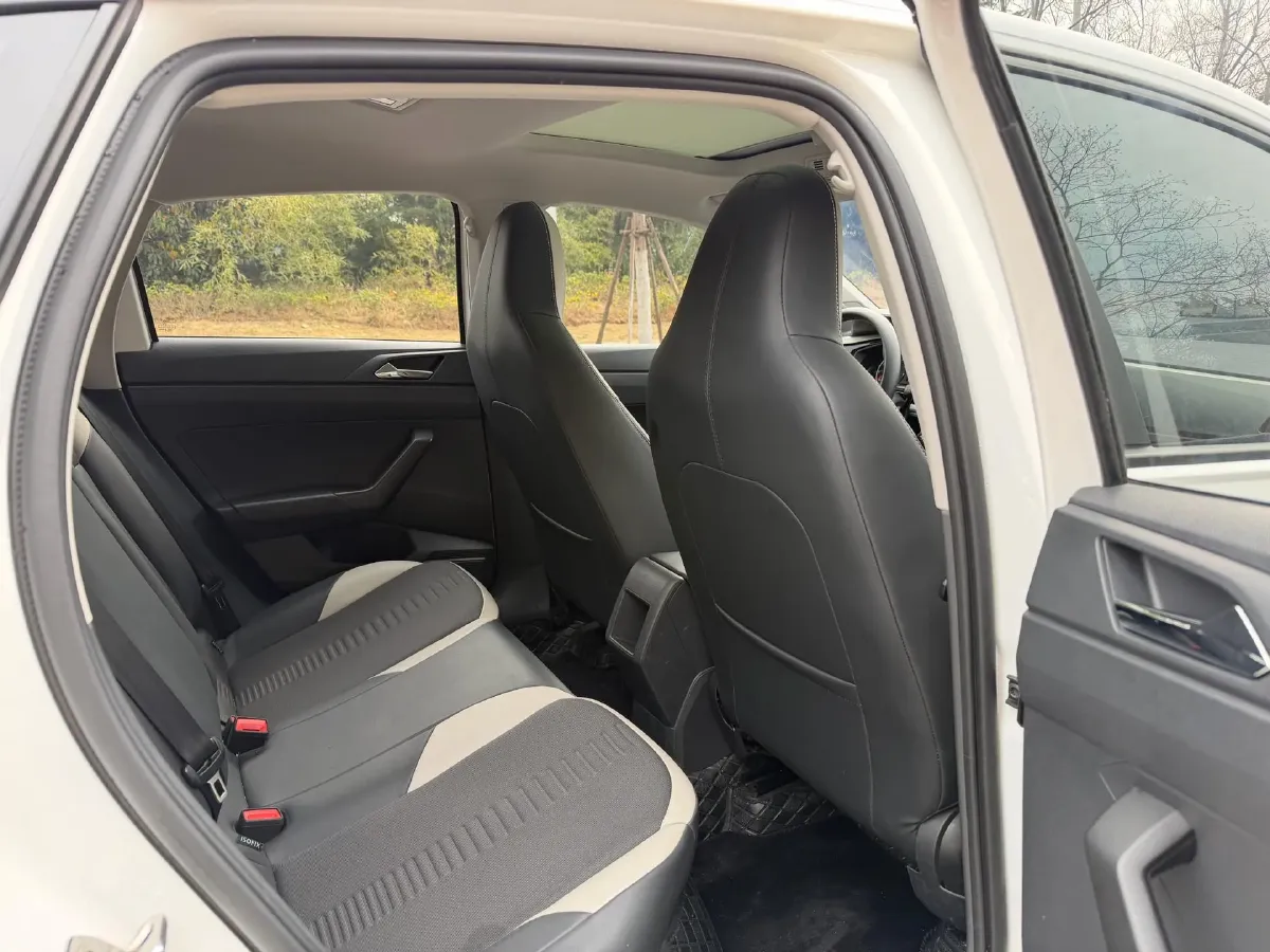 2019 Volkswagen Polo 1.5L 113HP L4 6AT,autocango,china used car exporter,china ev exporter,chinese used car exporter,chinese used ev exporter