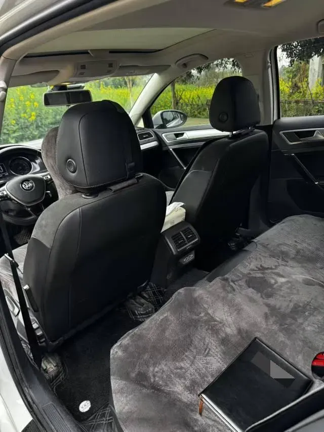 2019 Brilliance Auto V7 1.8T 231HP L4 7DCT,autocango,china used car exporter,china ev exporter,chinese used car exporter,chinese used ev exporter