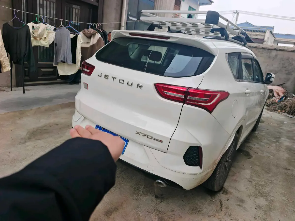 2020 Jetour X70 1.5T 156HP L4 6DCT,autocango,china used car exporter,china ev exporter,chinese used car exporter,chinese used ev exporter
