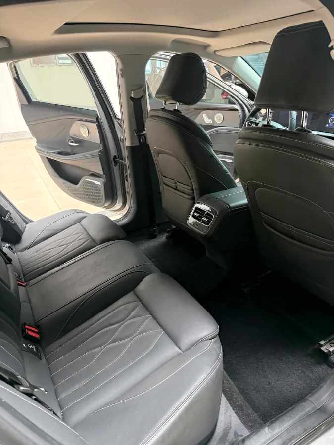 2022 Chery Arrizo 8 1.6T 197HP L4 7DCT,autocango,china used car exporter,china ev exporter,chinese used car exporter,chinese used ev exporter