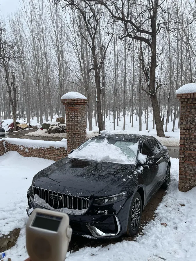 2025 Geely Preface 1.5T 181HP L4 7DCT,autocango,china used car exporter,china ev exporter,chinese used car exporter,chinese used ev exporter