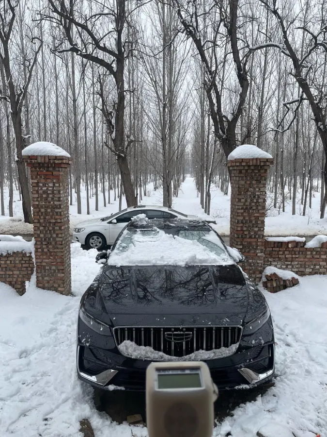 2025 Geely Preface 1.5T 181HP L4 7DCT,autocango,china used car exporter,china ev exporter,chinese used car exporter,chinese used ev exporter