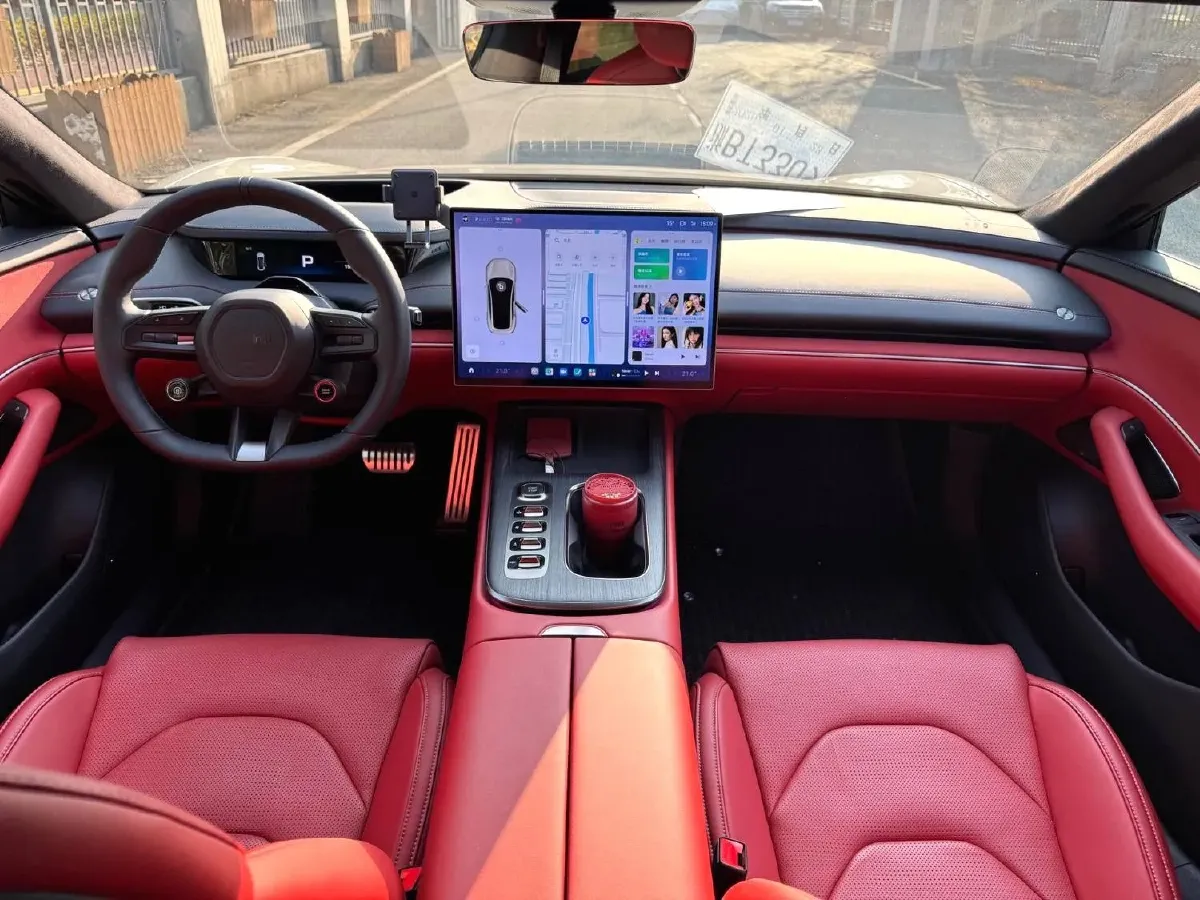 2024 MI SU7 BEV 101KWH,autocango,china used car exporter,china ev exporter,chinese used car exporter,chinese used ev exporter