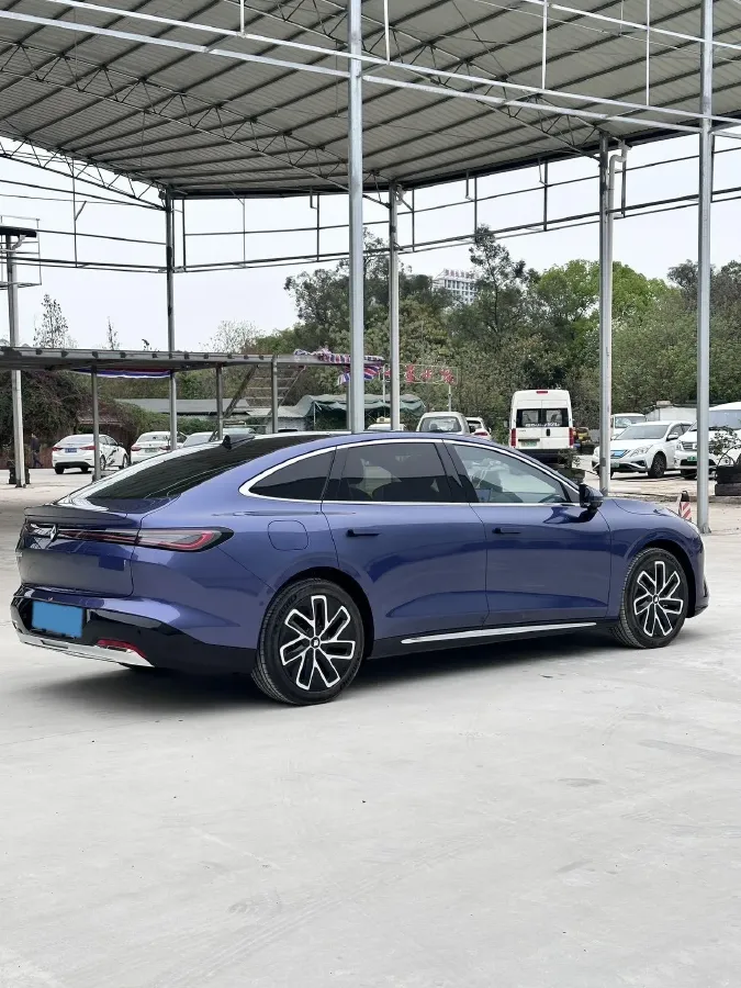 2025 BaoJun XiangJing 1.5T 143HP L4 1DHT PHEV,autocango,china used car exporter,china ev exporter,chinese used car exporter,chinese used ev exporter