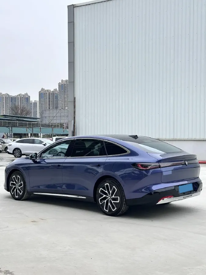 2025 BaoJun XiangJing 1.5T 143HP L4 1DHT PHEV,autocango,china used car exporter,china ev exporter,chinese used car exporter,chinese used ev exporter