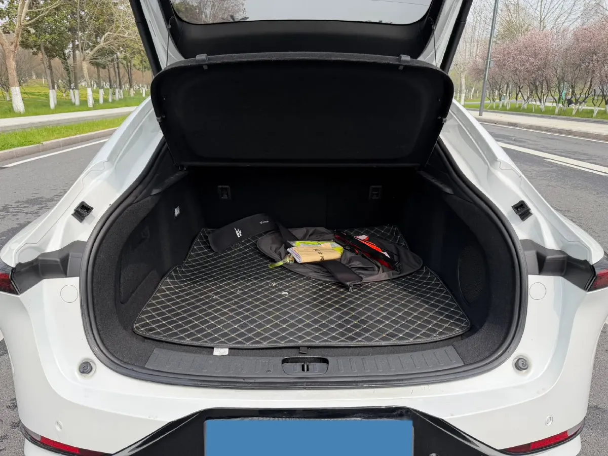 2025 ChangAn QiYuan A07 REEV 98HP REEV 28.4KWH,autocango,china used car exporter,china ev exporter,chinese used car exporter,chinese used ev exporter