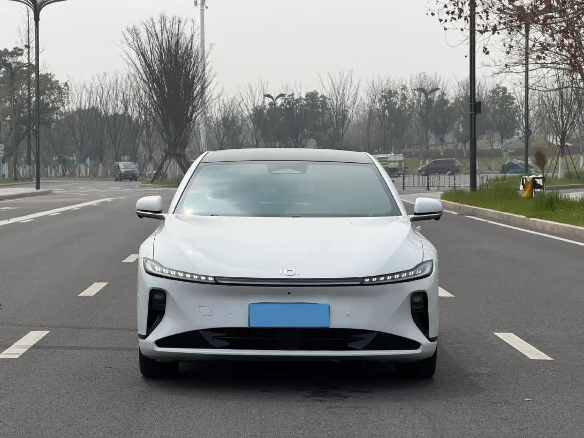 2025 ChangAn QiYuan A07 REEV 98HP REEV 28.4KWH,autocango,china used car exporter,china ev exporter,chinese used car exporter,chinese used ev exporter