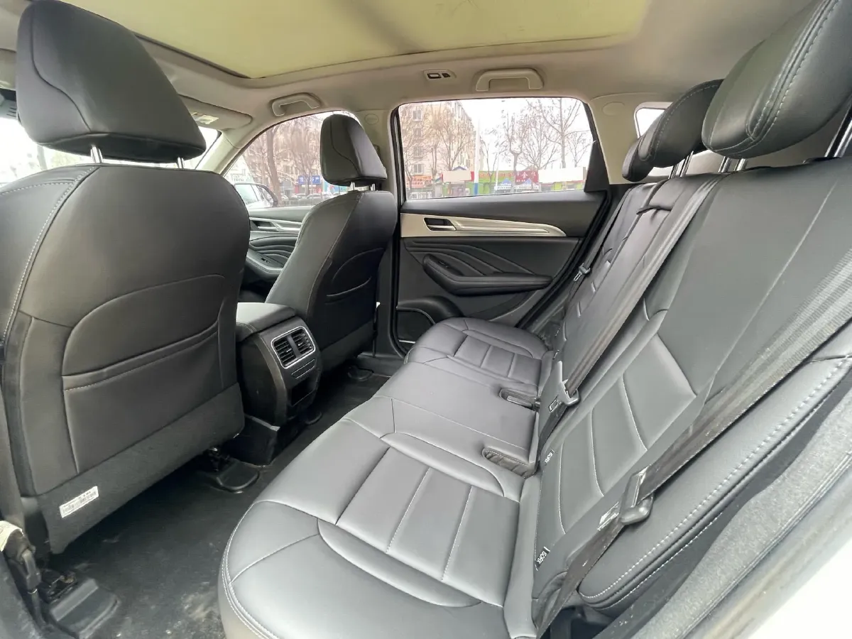 2019 Haval F7 2.0T 224HP L4 7DCT,autocango,china used car exporter,china ev exporter,chinese used car exporter,chinese used ev exporter