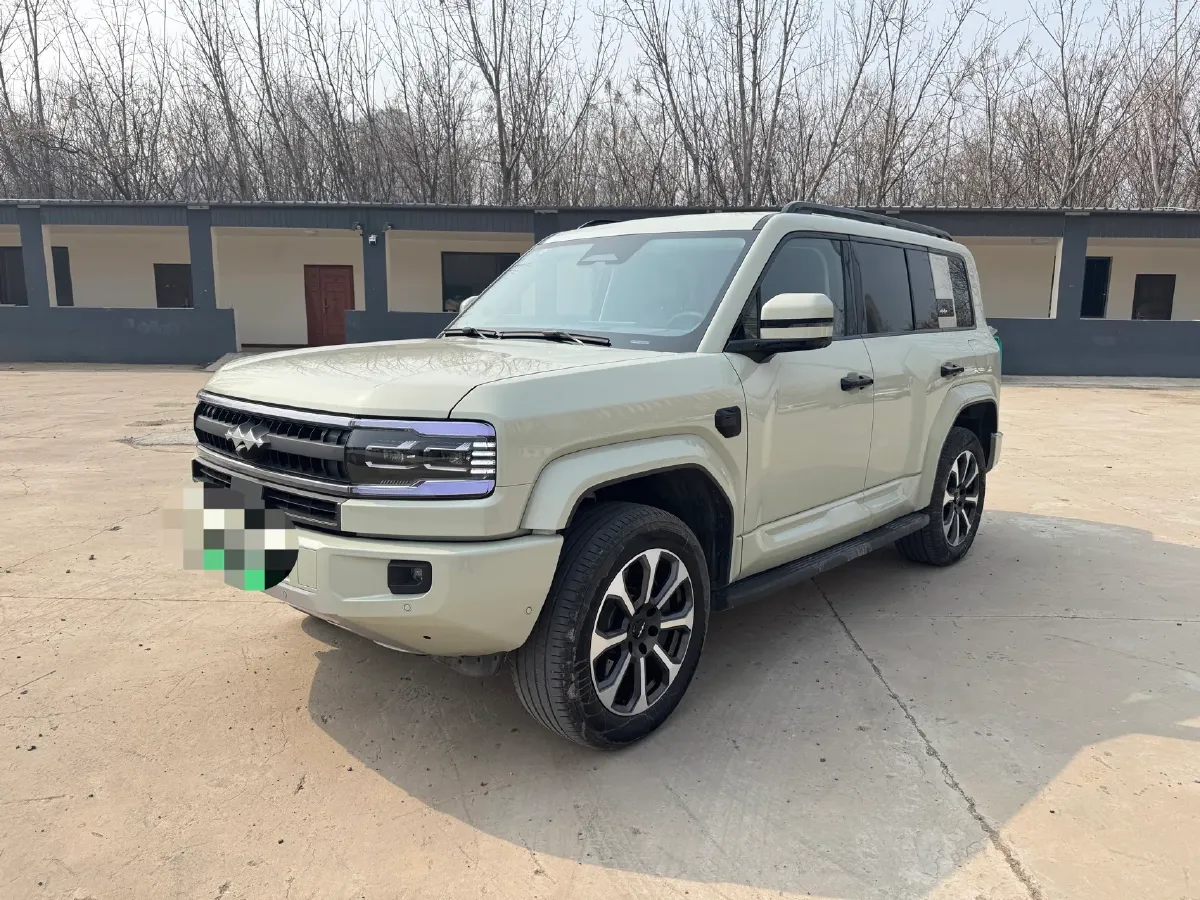 2025 FangChengBao Bao 5 1.5T 194HP L4 E-CVT PHEV 31.8KWH,autocango,china used car exporter,china ev exporter,chinese used car exporter,chinese used ev exporter