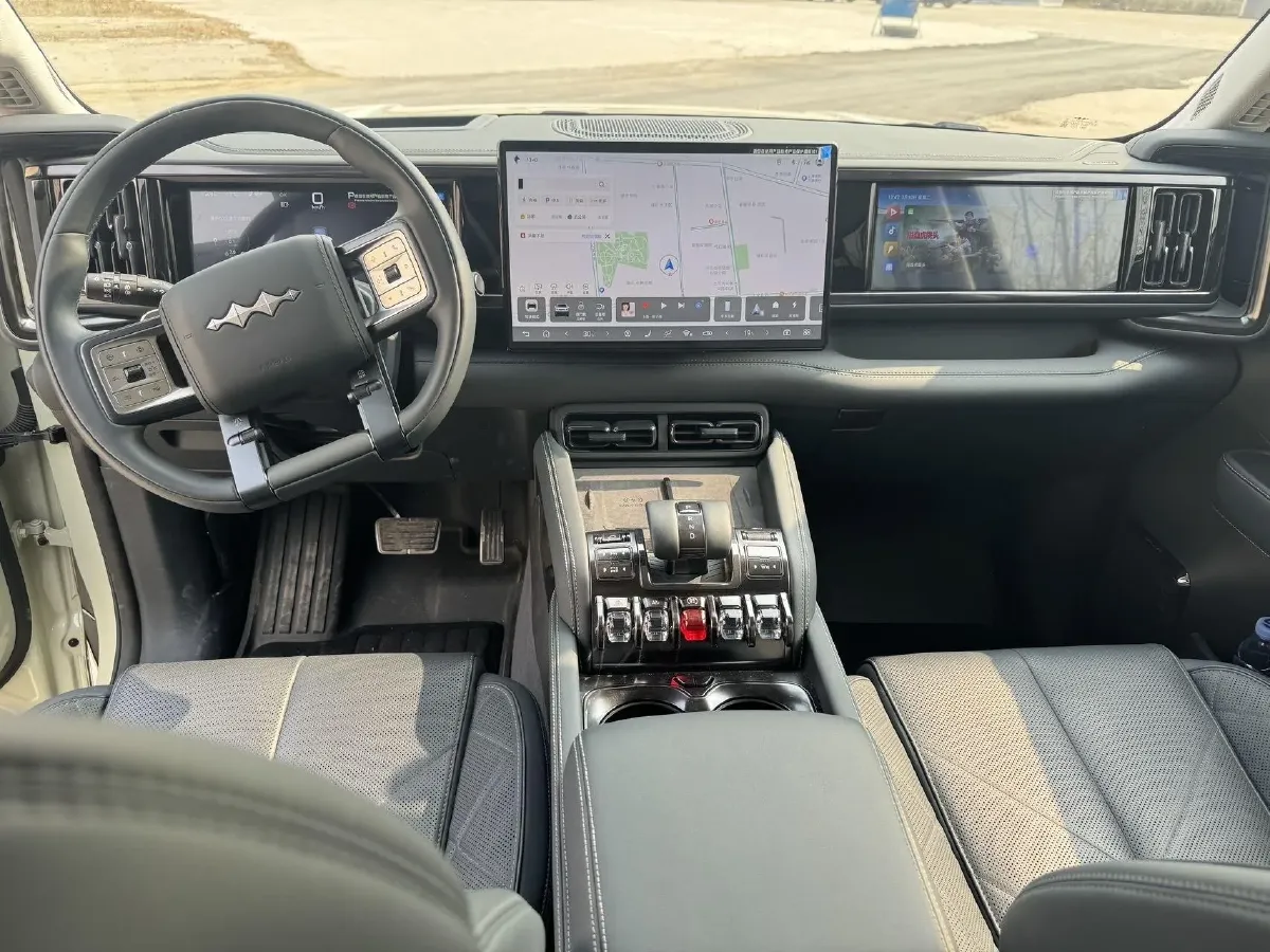 2025 FangChengBao Bao 5 1.5T 194HP L4 E-CVT PHEV 31.8KWH,autocango,china used car exporter,china ev exporter,chinese used car exporter,chinese used ev exporter