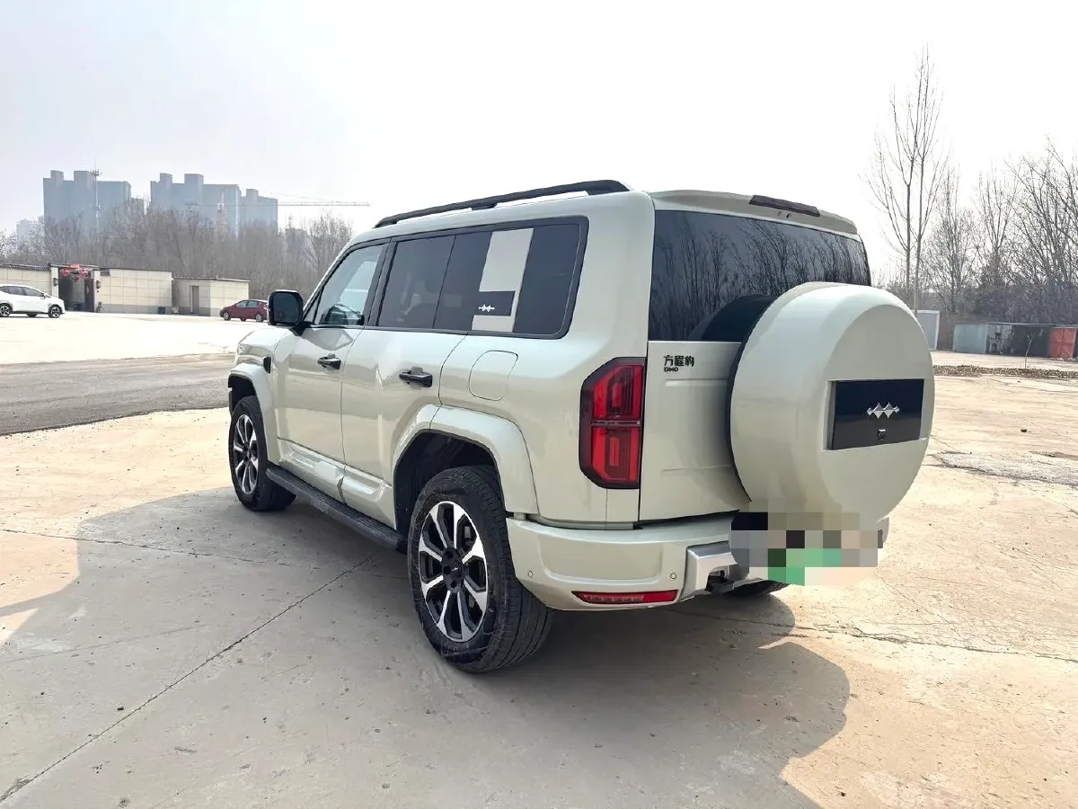 2025 FangChengBao Bao 5 1.5T 194HP L4 E-CVT PHEV 31.8KWH,autocango,china used car exporter,china ev exporter,chinese used car exporter,chinese used ev exporter