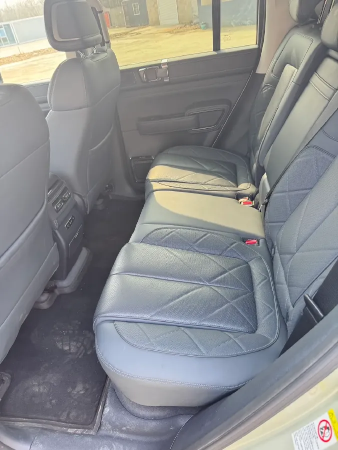 2025 FangChengBao Bao 5 1.5T 194HP L4 E-CVT PHEV 31.8KWH,autocango,china used car exporter,china ev exporter,chinese used car exporter,chinese used ev exporter