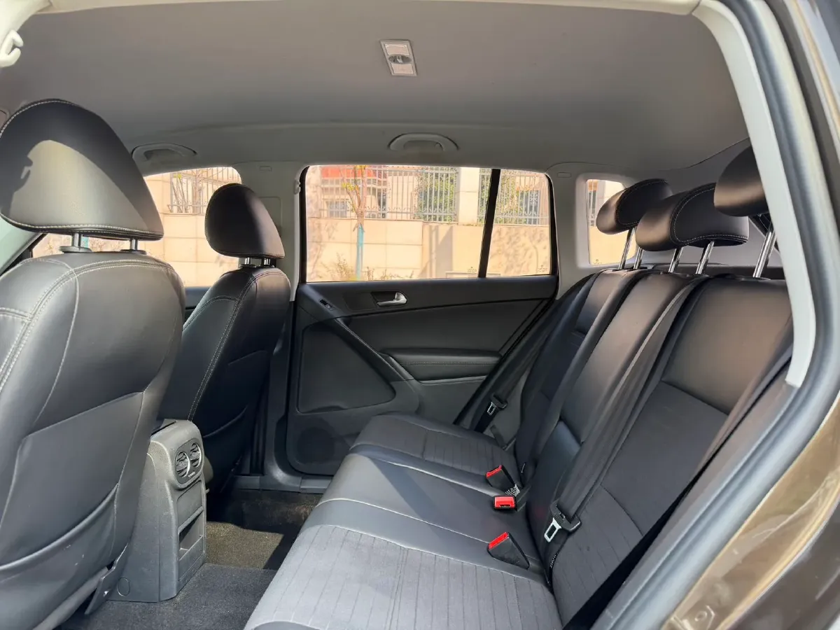 2017 MAXUS T60 2.0T 224HP L4 6AT,autocango,china used car exporter,china ev exporter,chinese used car exporter,chinese used ev exporter