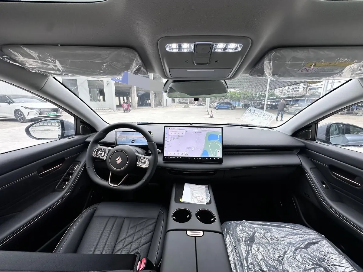 2025 BaoJun XiangJing 1.5T 143HP L4 1DHT PHEV,autocango,china used car exporter,china ev exporter,chinese used car exporter,chinese used ev exporter