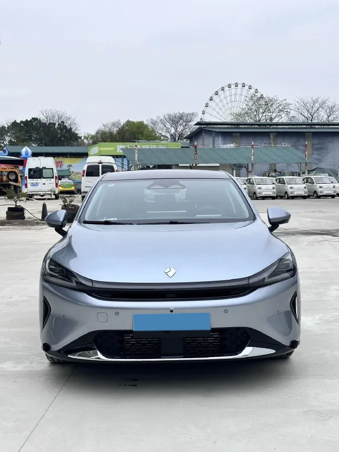 2025 BaoJun XiangJing 1.5T 143HP L4 1DHT PHEV,autocango,china used car exporter,china ev exporter,chinese used car exporter,chinese used ev exporter