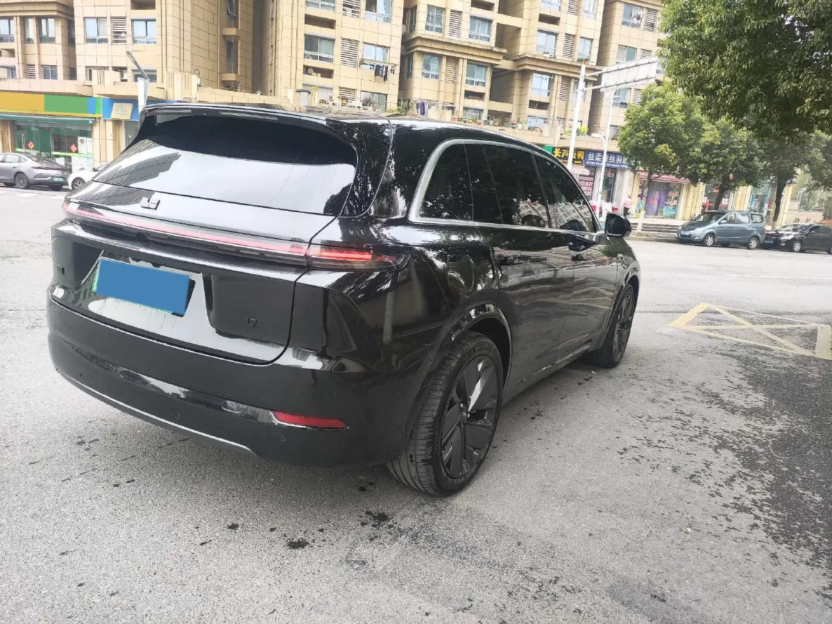 2025 Li L7 Range Extended 154HP REEV,autocango,china used car exporter,china ev exporter,chinese used car exporter,chinese used ev exporter