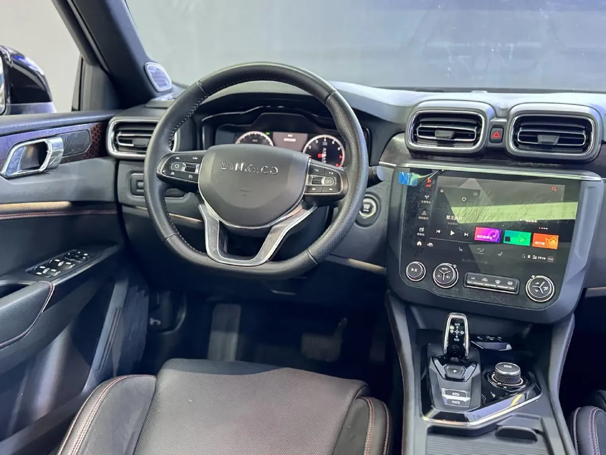 2019 LYNK&CO 01 2.0T 190HP L4 6AT,autocango,china used car exporter,china ev exporter,chinese used car exporter,chinese used ev exporter