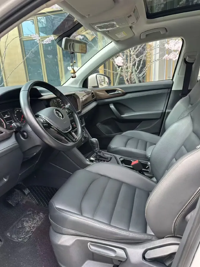 2021 Volkswagen Tharu 1.4T 150HP L4 7DCT,autocango,china used car exporter,china ev exporter,chinese used car exporter,chinese used ev exporter