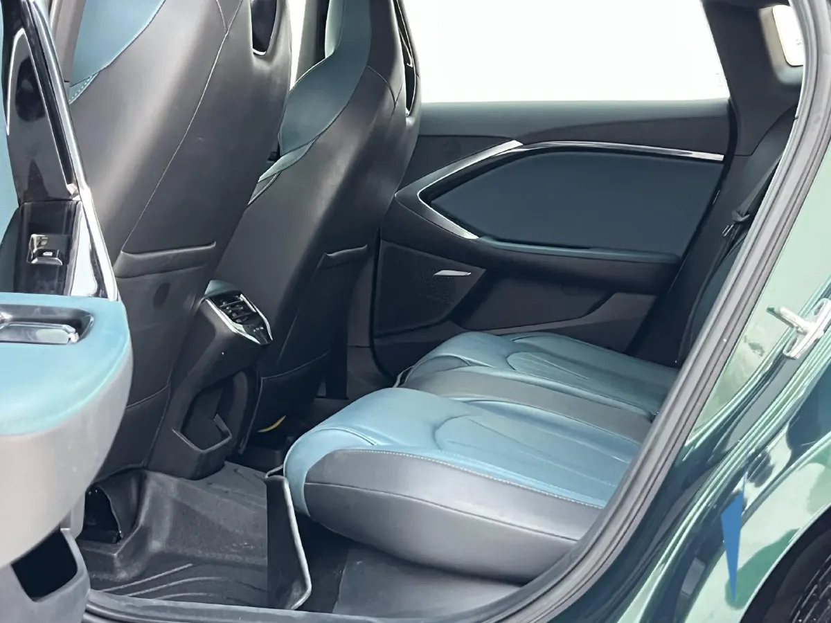 2023 MG 7 1.5T 188HP L4 7DCT,autocango,china used car exporter,china ev exporter,chinese used car exporter,chinese used ev exporter