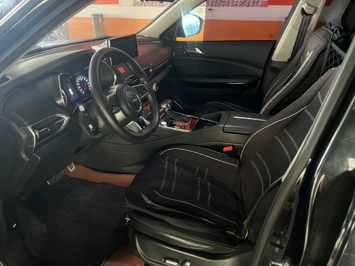 2017 Zotye T600 Coupe 1.5T 156HP L4 6AT,autocango,china used car exporter,china ev exporter,chinese used car exporter,chinese used ev exporter