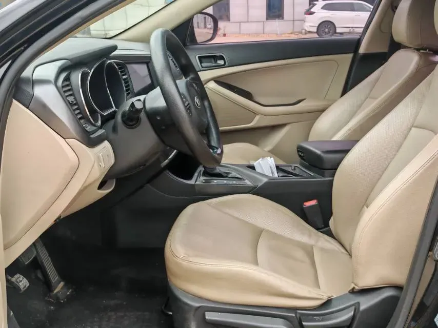 2016 Kia K5 2.0L 161HP L4 6AT,autocango,china used car exporter,china ev exporter,chinese used car exporter,chinese used ev exporter