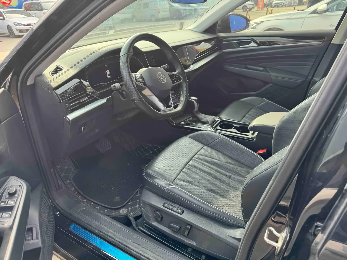 2022 Xpeng P7 BEV 60.2KWH,autocango,china used car exporter,china ev exporter,chinese used car exporter,chinese used ev exporter