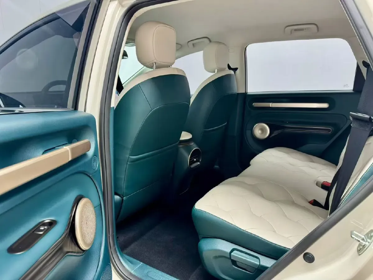 2023 BaoJun Cloud BEV 37.9KWH,autocango,china used car exporter,china ev exporter,chinese used car exporter,chinese used ev exporter