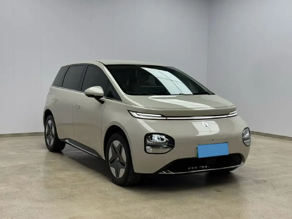 2023 BaoJun Cloud BEV 37.9KWH,autocango,china used car exporter,china ev exporter,chinese used car exporter,chinese used ev exporter