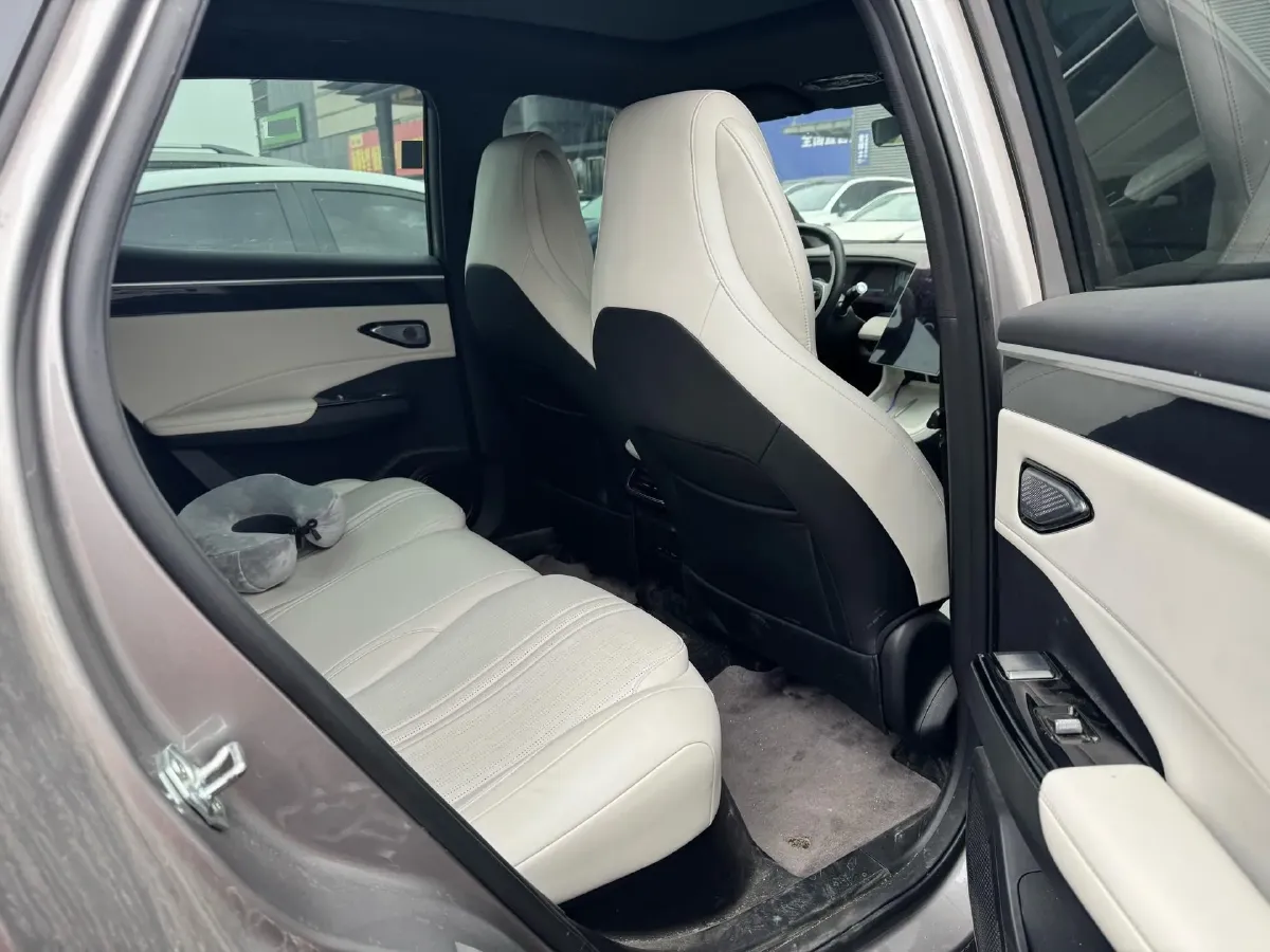 2023 Geely Galaxy L7 1.5T 163HP L4 3DHT PHEV 18.7KWH,autocango,china used car exporter,china ev exporter,chinese used car exporter,chinese used ev exporter