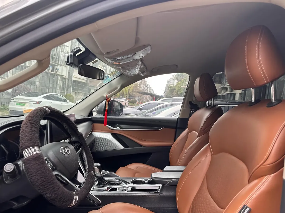 2017 MAXUS D90 2.0T 224HP L4 6AT,autocango,china used car exporter,china ev exporter,chinese used car exporter,chinese used ev exporter